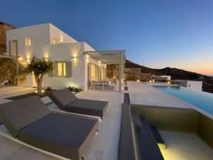 A Modern Villa in Kharasona, Syros